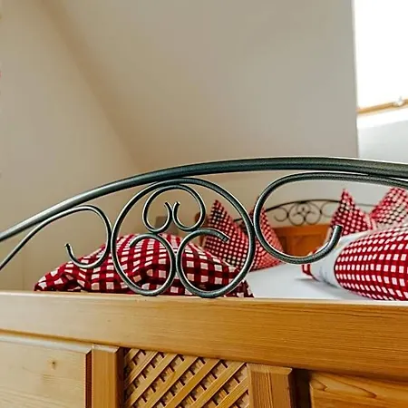 Gaestezimmer & Buschenschank Mit Weingut Hack-gebell Gamlitz