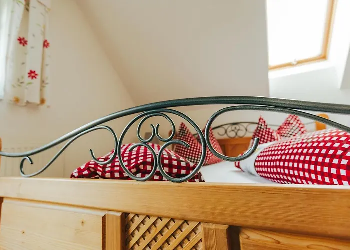 Pensión Gaestezimmer & Buschenschank Mit Weingut Hack-gebell